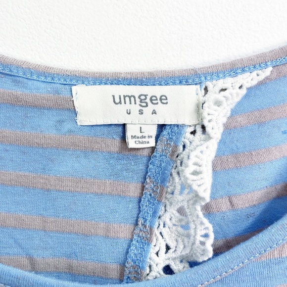 ❌SOLD❌ UMGEE Open Back Lace Trim Long Sleeve Top - Picture 3 of 6